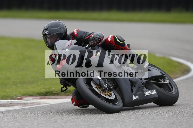 /57 03.10.2025 Speer Racing ADR/Gruppe rot/888